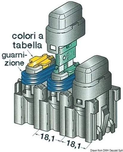 Picture of Fuse holder w/cover 15 A