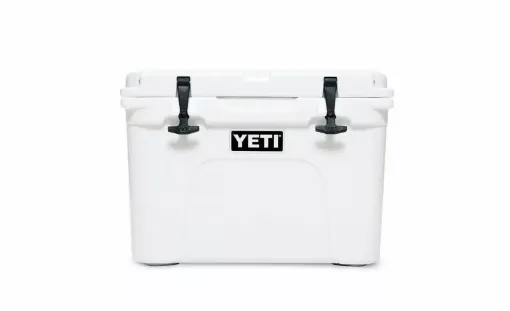 Picture of Tundra 35 portable rigid cooler - white - Yeti