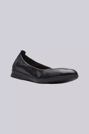 Picture of Clarks Jenette Ease Ballet Shoe - Black - 5 / 35 - Clarks